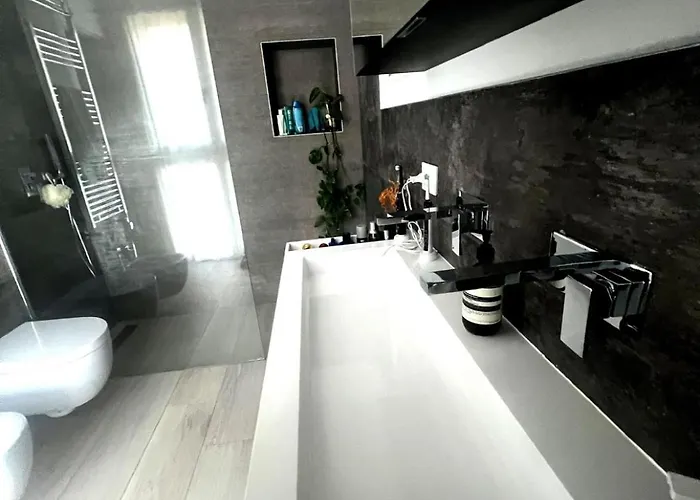 Urban Oasis - Two-room Apartment! 밀라노