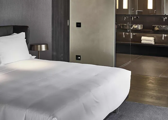 Viu Milan, A Member Of Design