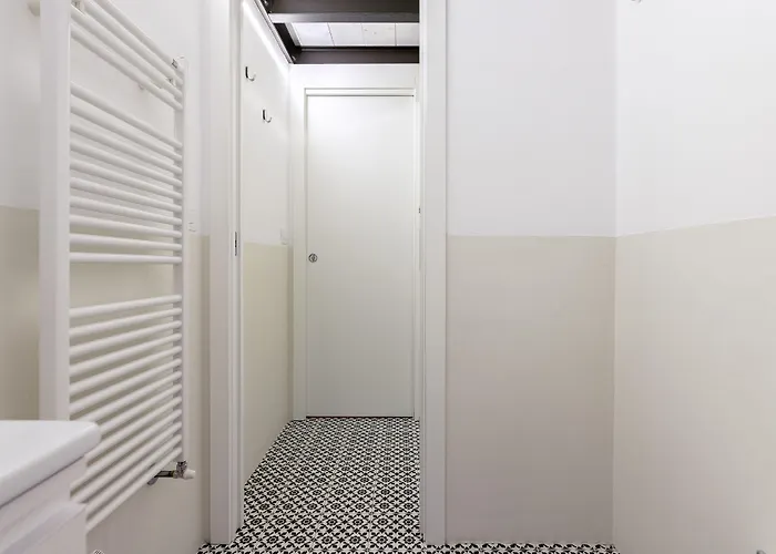 波尔泰洛阿莱西亚公寓 * 米兰