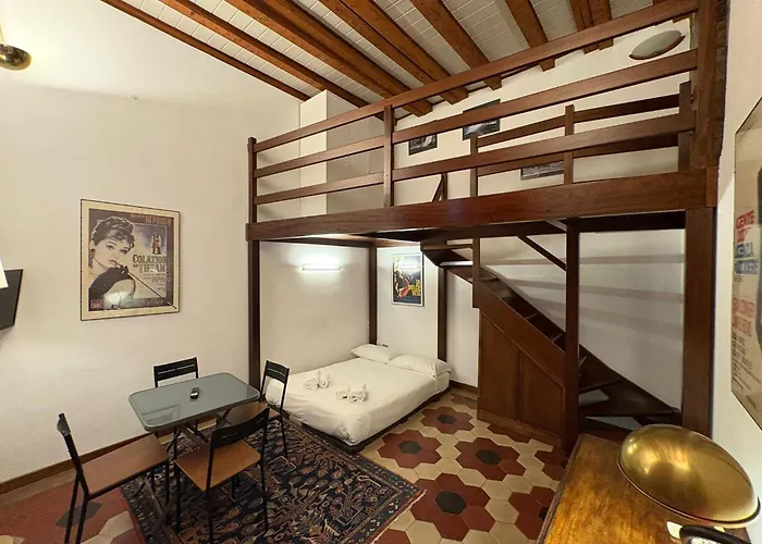 Guesthost - Arco Della Pace * Milão