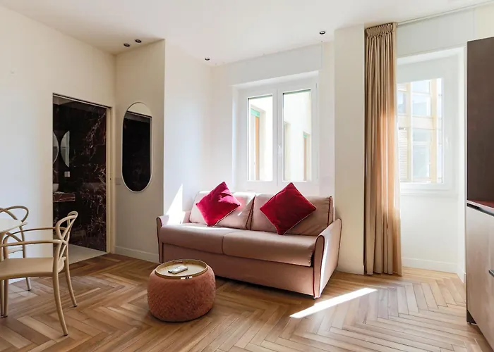 Yls Luxury 2 Apartment *