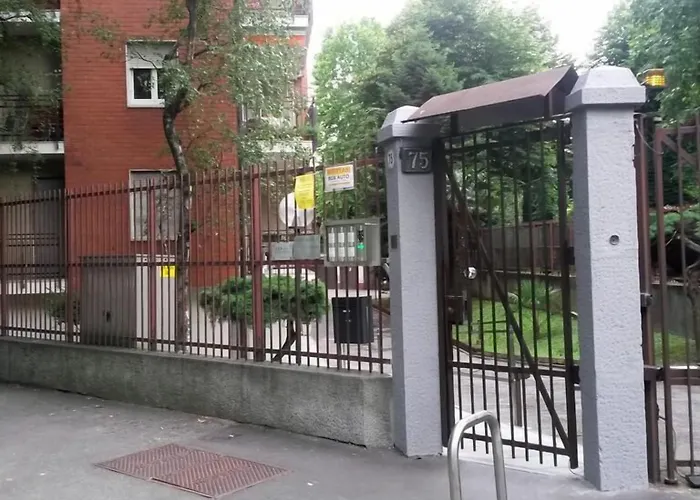 A San Siro 75 Nocleg ze śniadaniem Mediolan