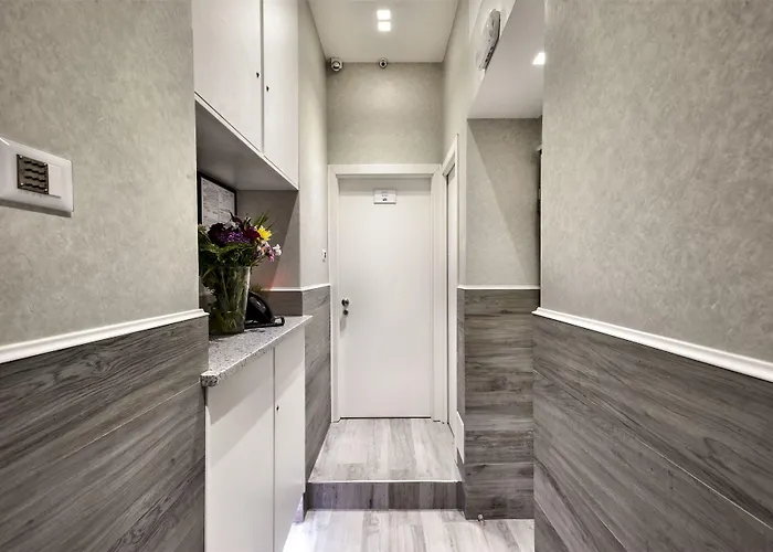 Foresteria Margherita 3* מילאנו