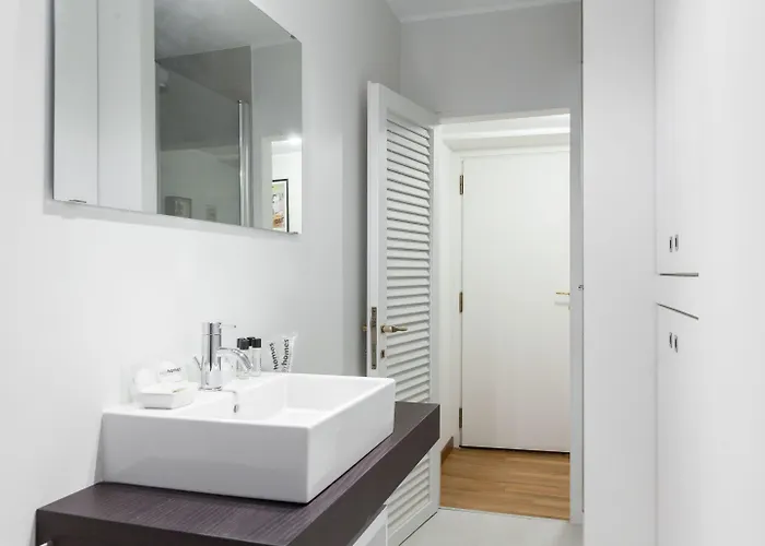 Easyhomes - Spiga Apartamento Milão
