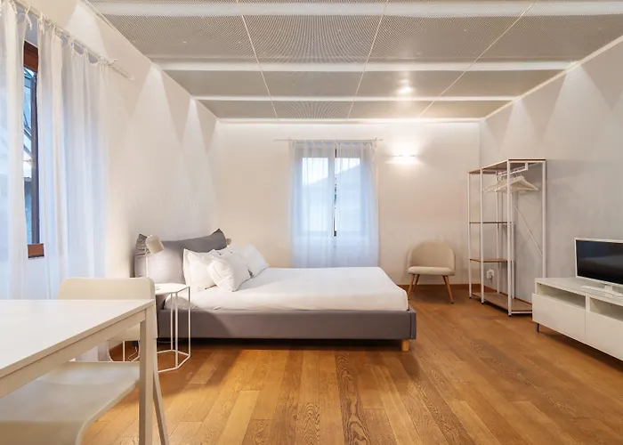 Easyhomes - Spiga Apartamento