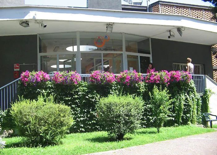 Aig Piero Rotta Vandrerhjem Milano