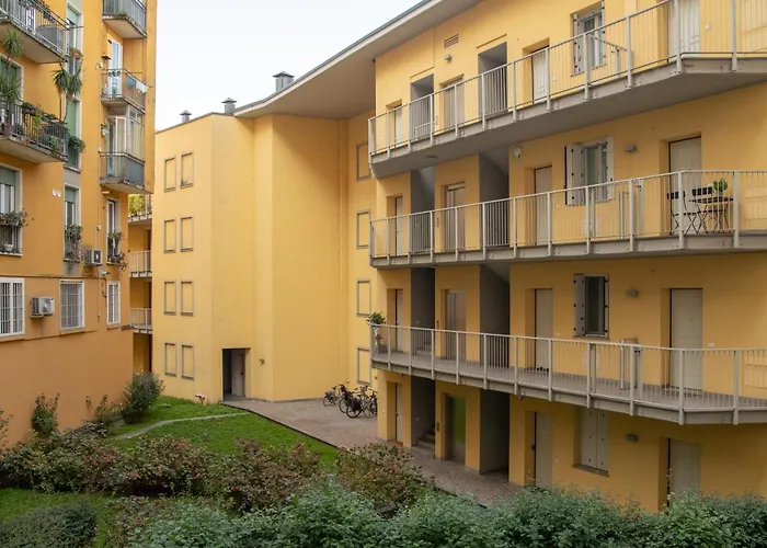 Maison d'hôtes Navigli - Leobrothers - Alzaia Naviglio Pavese 8 Milan