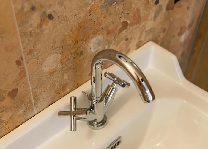 Πανσιόν V-collection Solferino *