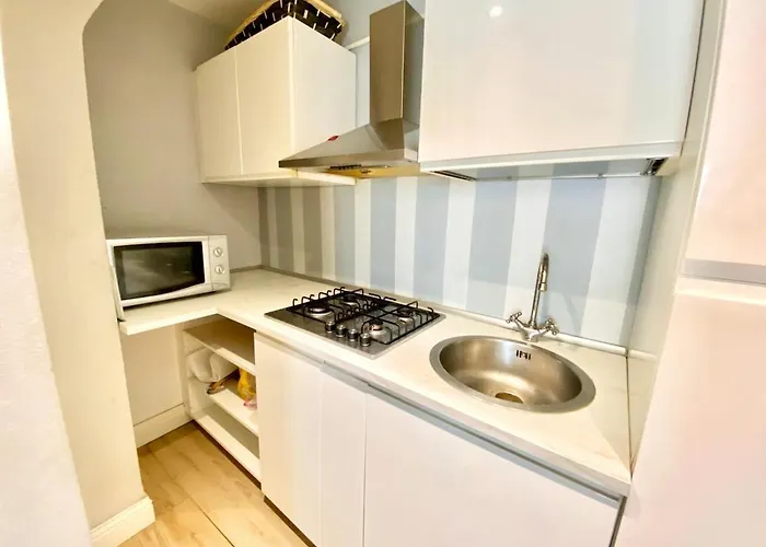 Central-duomo- Beautiful Loft - 400 Meters From The Metro Apartamento