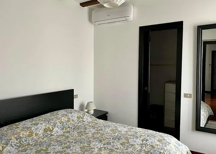Lovely 1 Bedroom In Milano, Brera Apartment Mailand