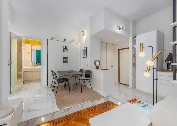 Apartmán Maison Lumiere - A Few Steps From Station Milán