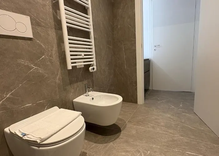 Conte In Milano