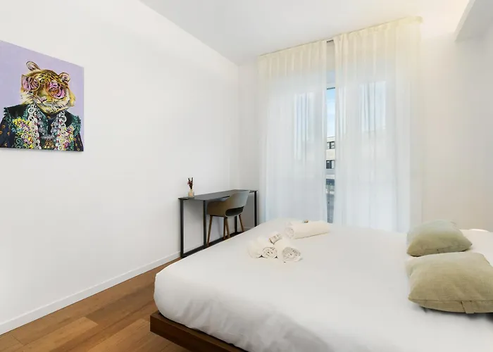 Appartamento Luxury New - Stazione Garibaldi A 5 Minuti Milano