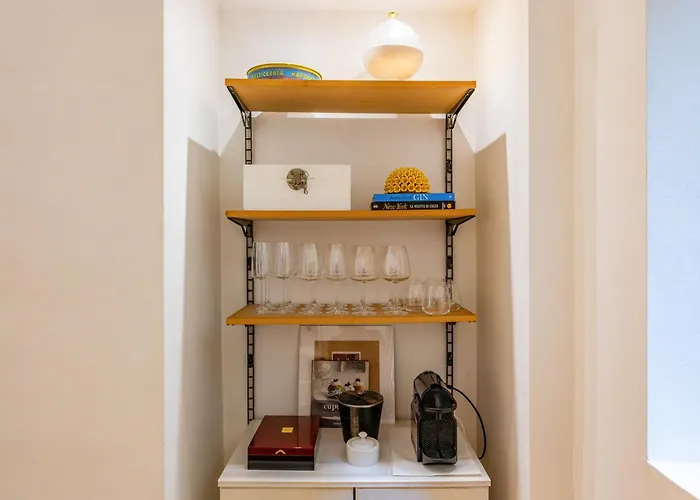 Appartement Elegant Nest - Close To Duomo Milaan