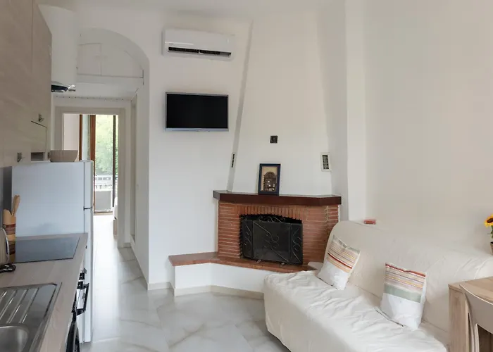 Appartement Elegant One Bedroom In Rovereto - Mirable Pm Milaan