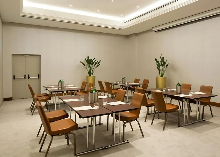 Starhotels Tourist Hotell 4*