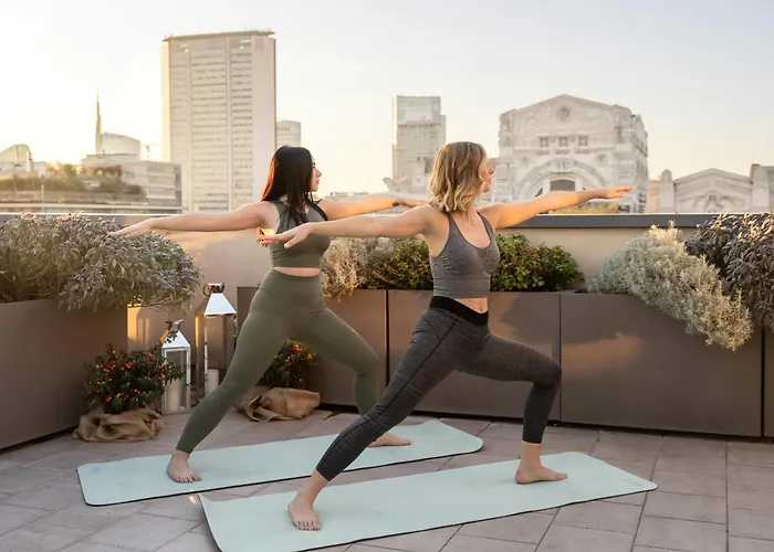 Отель Starhotels Echo Милан