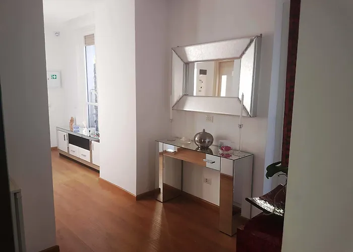 Flowers Guest house Milan