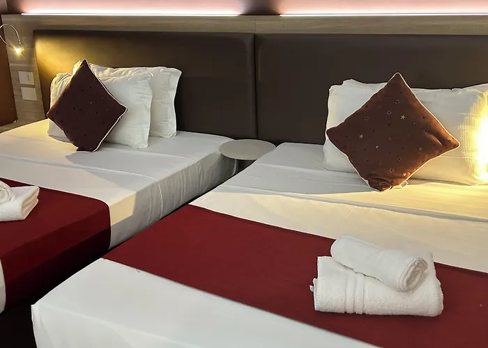 Stradivari 3* Mailand