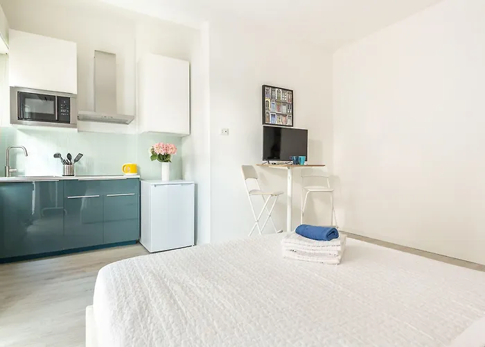 Alessia's Flat- M3 Corvetto Milan