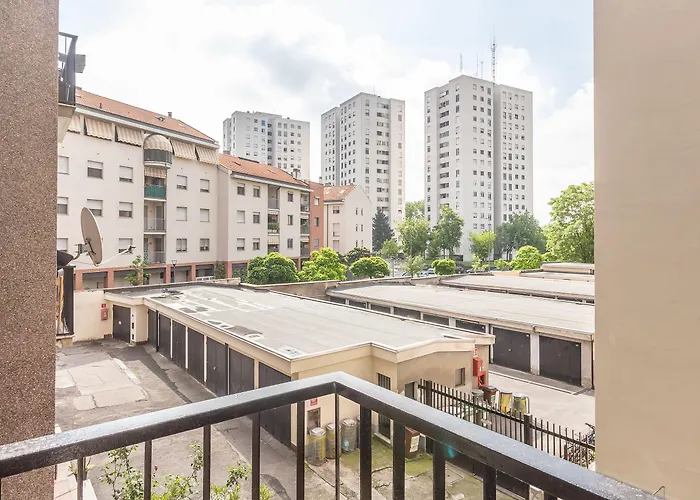 Alessia's Flat- M3 Corvetto Appartamento *