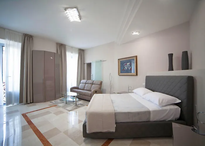 Imhome - Cadorna House 3* Милан