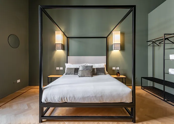 Boutique Sant'andrea Konukevi Milano
