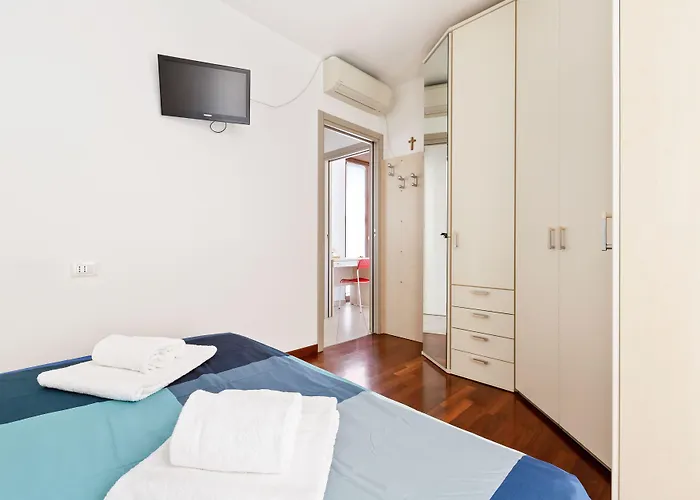 Corsica Huge Terrace Flats شقة