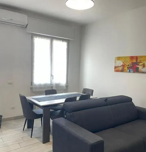 Appartement Shining House In Milan
