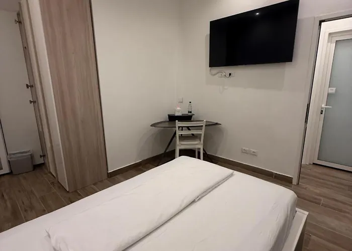 Wagner Δωμάτια σε οικογενειακή κατοικία Μιλάνο