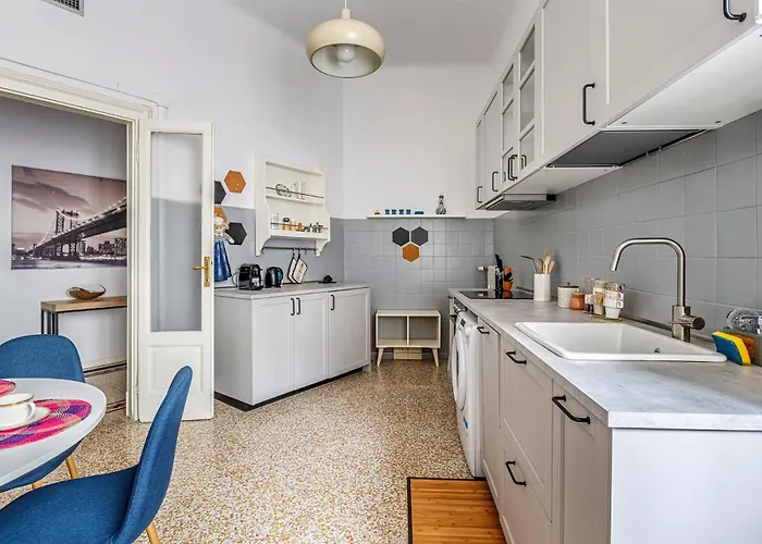 Luvi - Misurata * ميلان