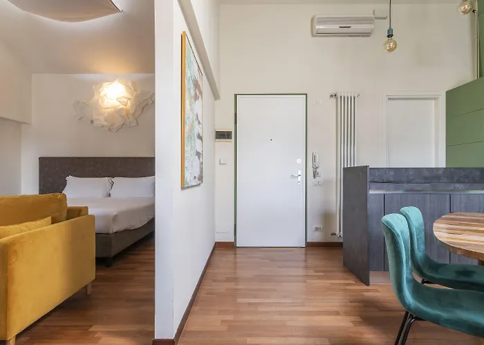 Easyhomes Duomo View