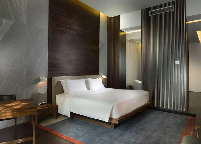 The Glamore Duomo 5* Milão