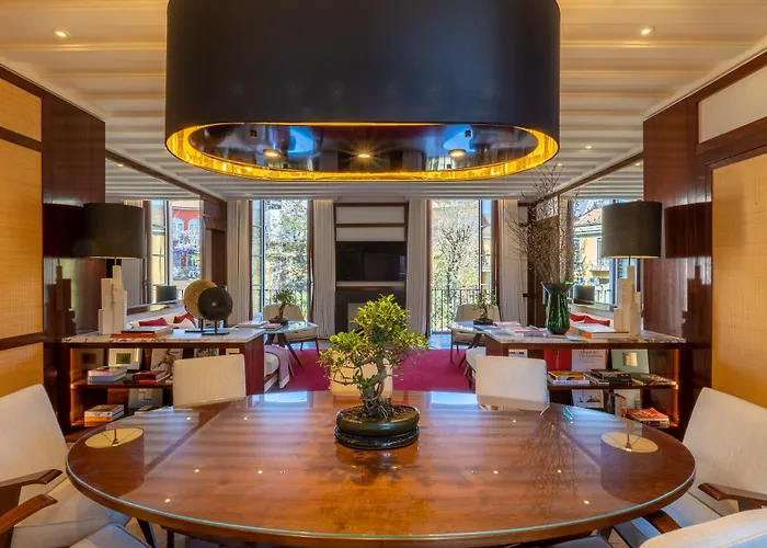 Portrait - Lungarno Collection 5* Milaan