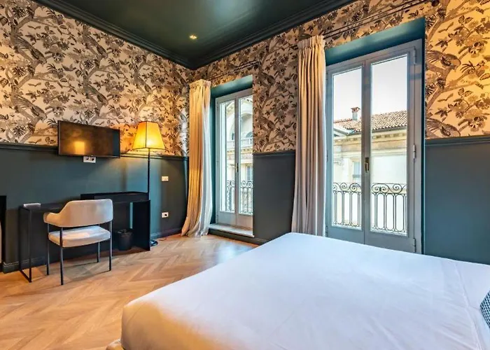 Homa Spiga 4* Milano