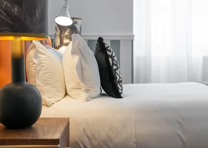 Konukevi Homa Spiga Milano