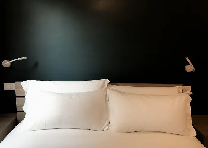 Relstay - Amendola Aparthotel Milaan