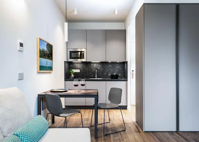 Co99 Art Building Aparthotel 4*