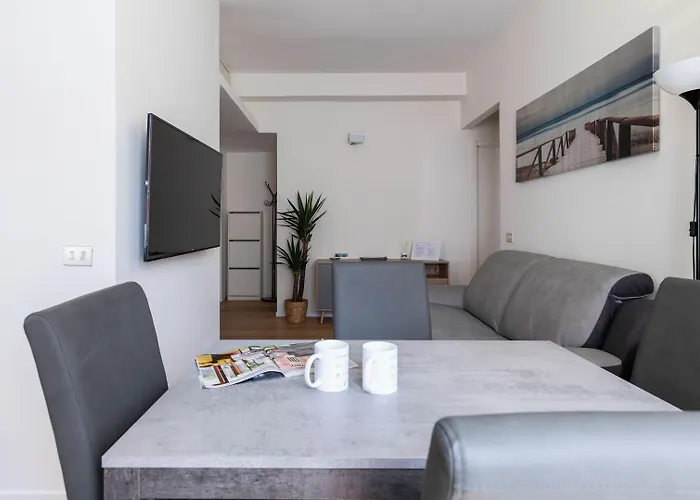 Italianway Easy - Favretto 13 Apartament *
