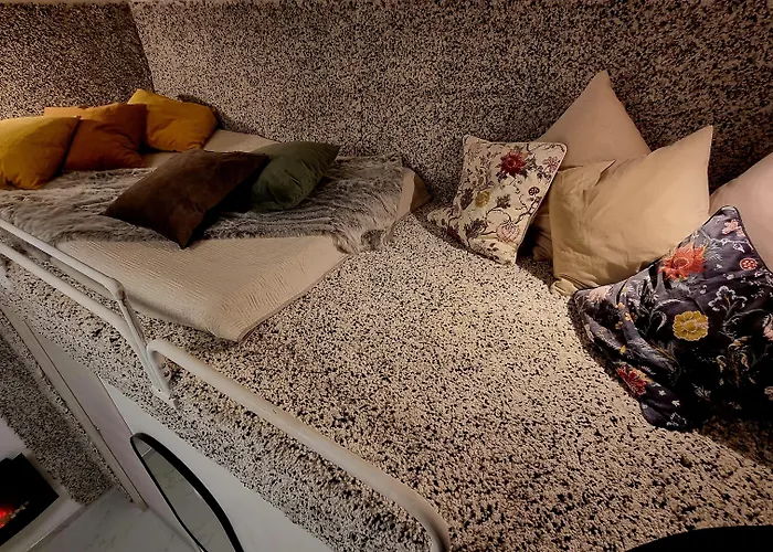 Casa Storica Piazza 5 Giornate Affittacamere 4*
