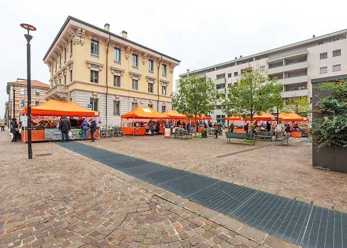 Savona District Terrace Flat Апартаменты