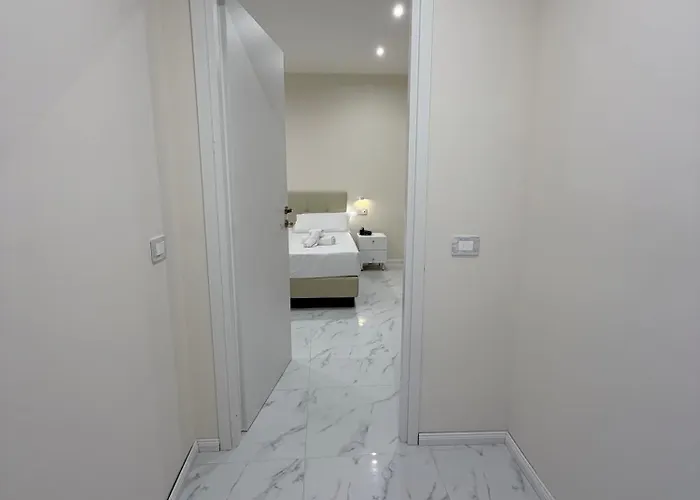 Margot Hotel