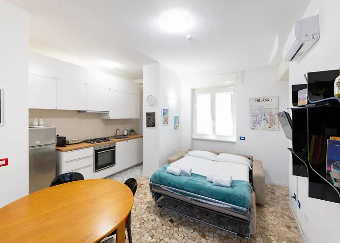 Apartment Metro M3 - 10 Min Duomo - Cozy W Balcony And Ac *