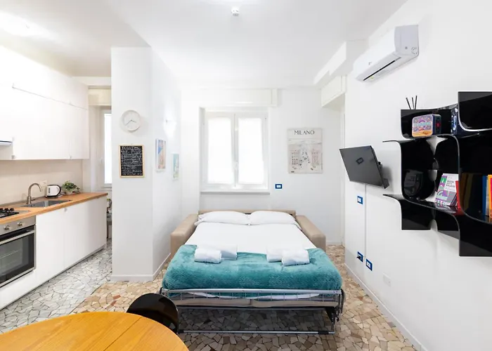 Apartment Metro M3 - 10 Min Duomo - Cozy W Balcony And Ac *