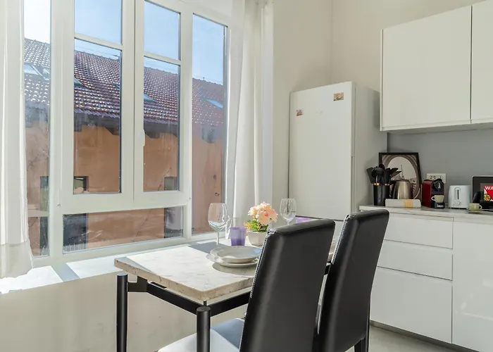 Apartment Baroni B - Free Private Parking And A-c *