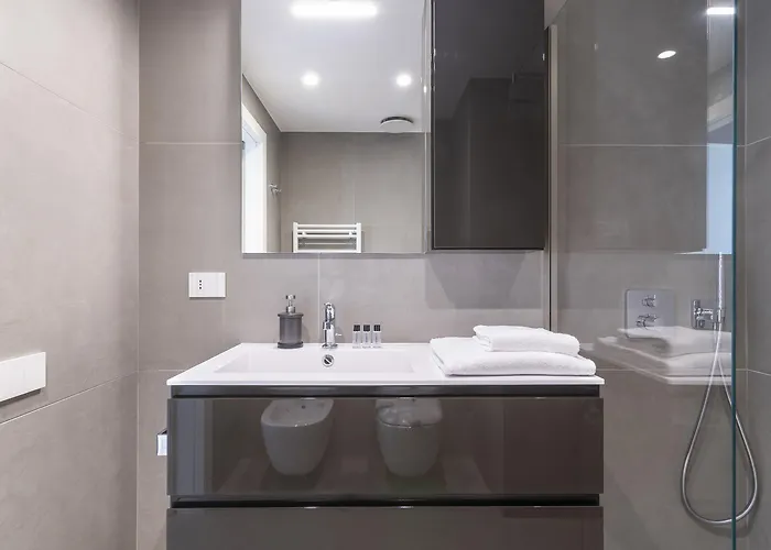 Easyhomes-central Tower *