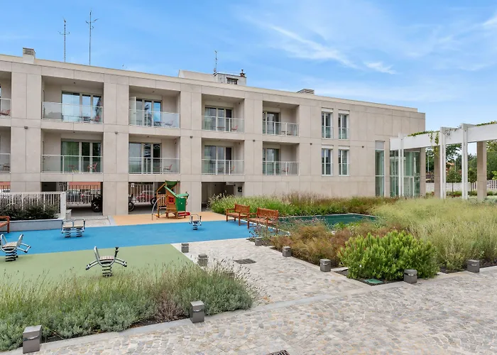 Limehome Via Stresa * ميلان