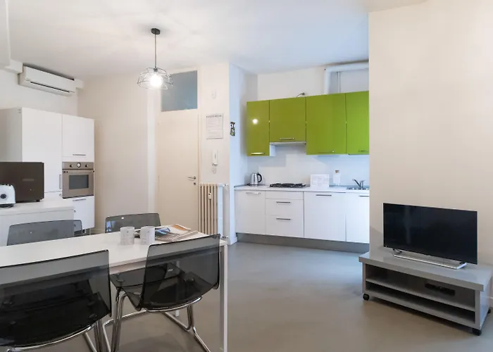 Italianway Easy - Plinio 64 Apartamento *