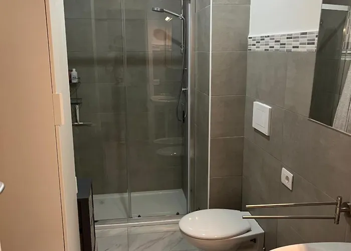 Private In Isola-farini