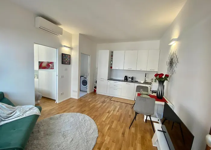 Albani Life, Stile & Comfort In Soluzione Silenziosa E Indipendente, Comoda Per Stadio San Siro, Rho Fiera E Life Appartement Milaan